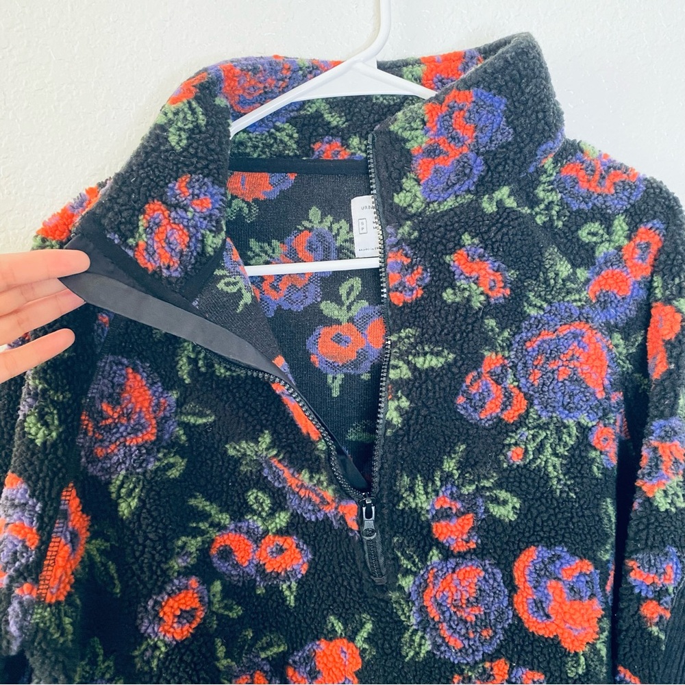 Urban Outfitters Boho Floral Rose Sherpa Half Zip Patch Elbow Sweater Small - Picture 3 of 7